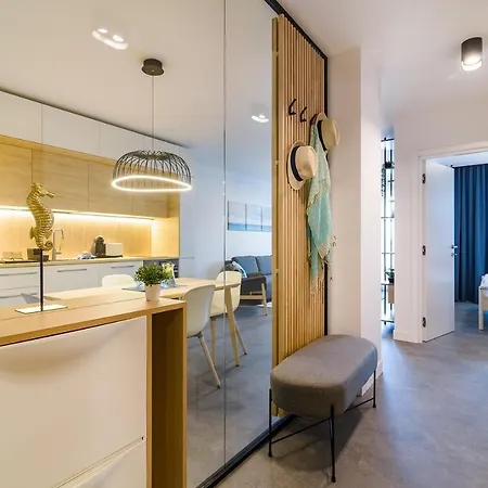 Onda - Coral Complex With Parking & Pool Varna