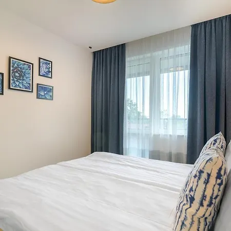 Onda - Coral Complex With Parking & Pool Apartment Varna